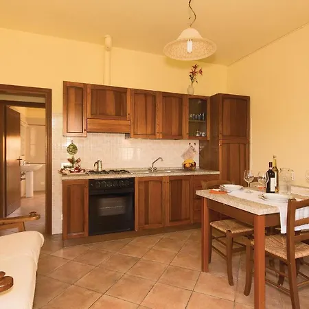 Appartement Cozy In Montaione Fi With Kitchenette Querce (Lucca)